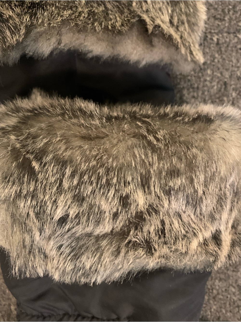 Black Tall Michael Kors  Winter Boots with Faux Fur Trim 7 1/2 - Picture 3 of 3